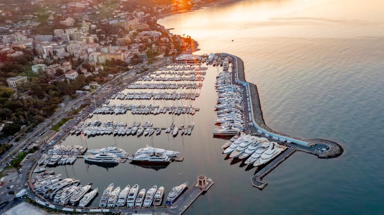 Il suggestivo Porto Turistico di Sanremo