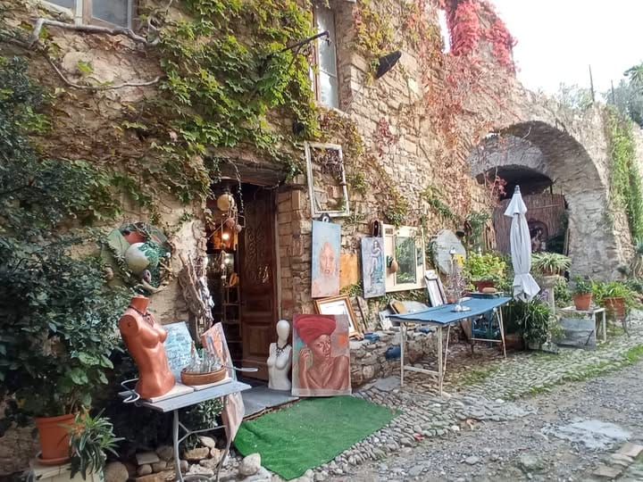 Bussana Vecchia: il magico borgo degli artisti a due passi da Sanremo